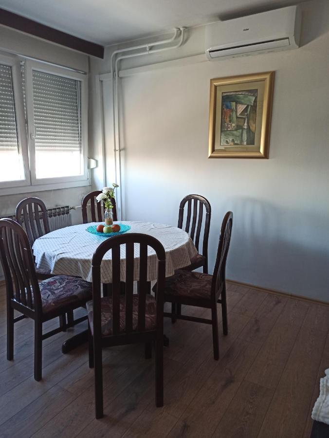 Apartman Lana ,Froudeova Ulica 3 Nasuprot Zg Velesajma Apartment Zagreb Exterior photo